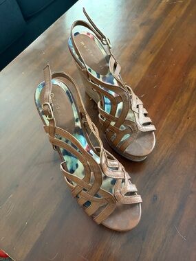 Madden Girl Tan Strappy Wedge Sandals